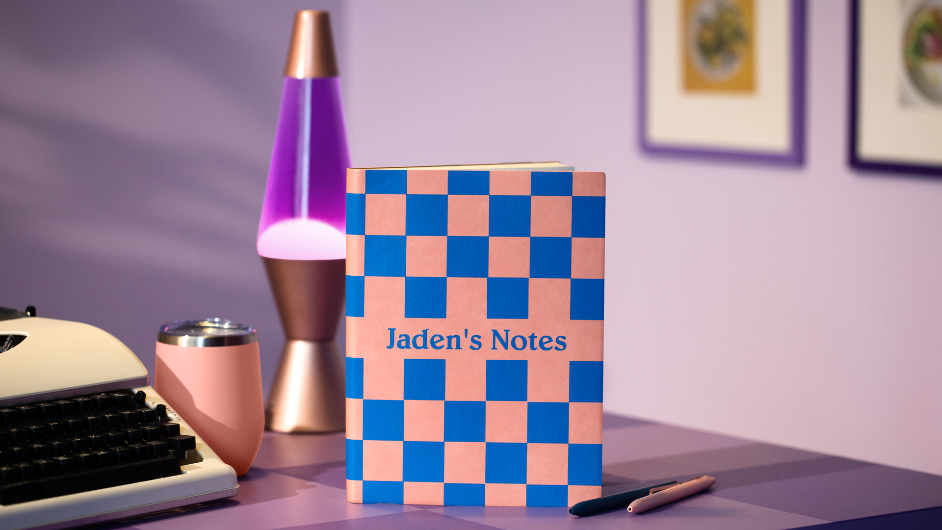 An easy personalized notebook in 3 steps