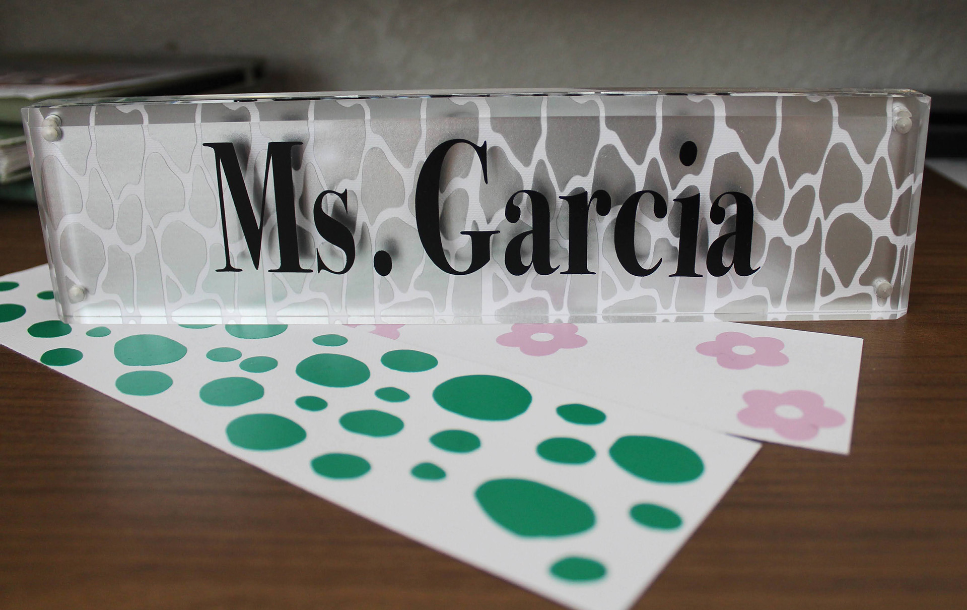 Cricut-made gifts for your college town “family”