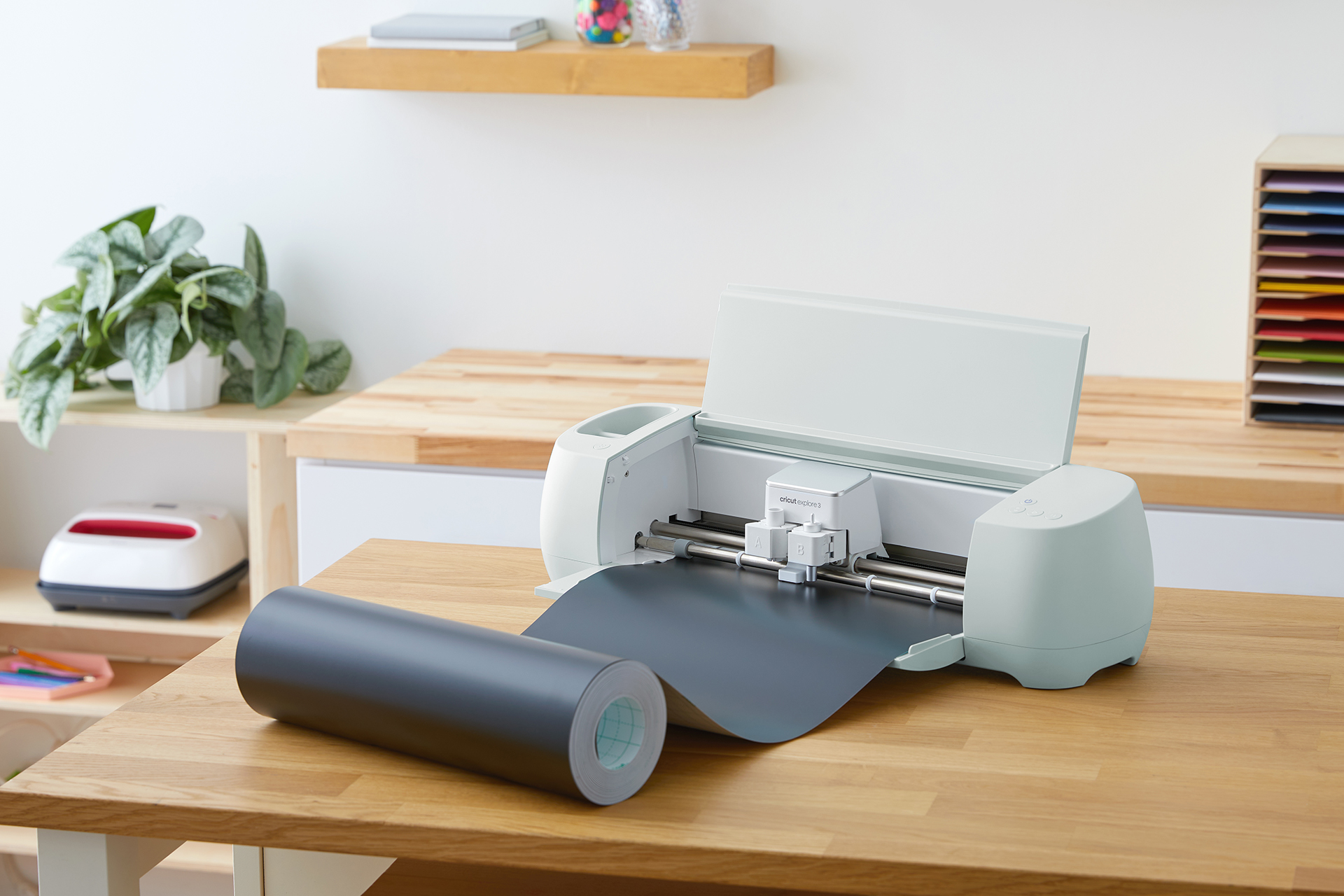 Everything you need to know about vinyl - Cricut UK Blog