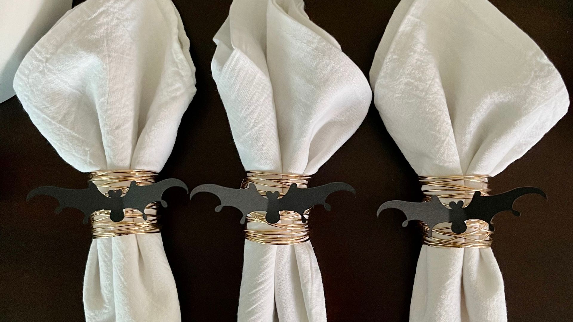Cardstock bat napkin idea