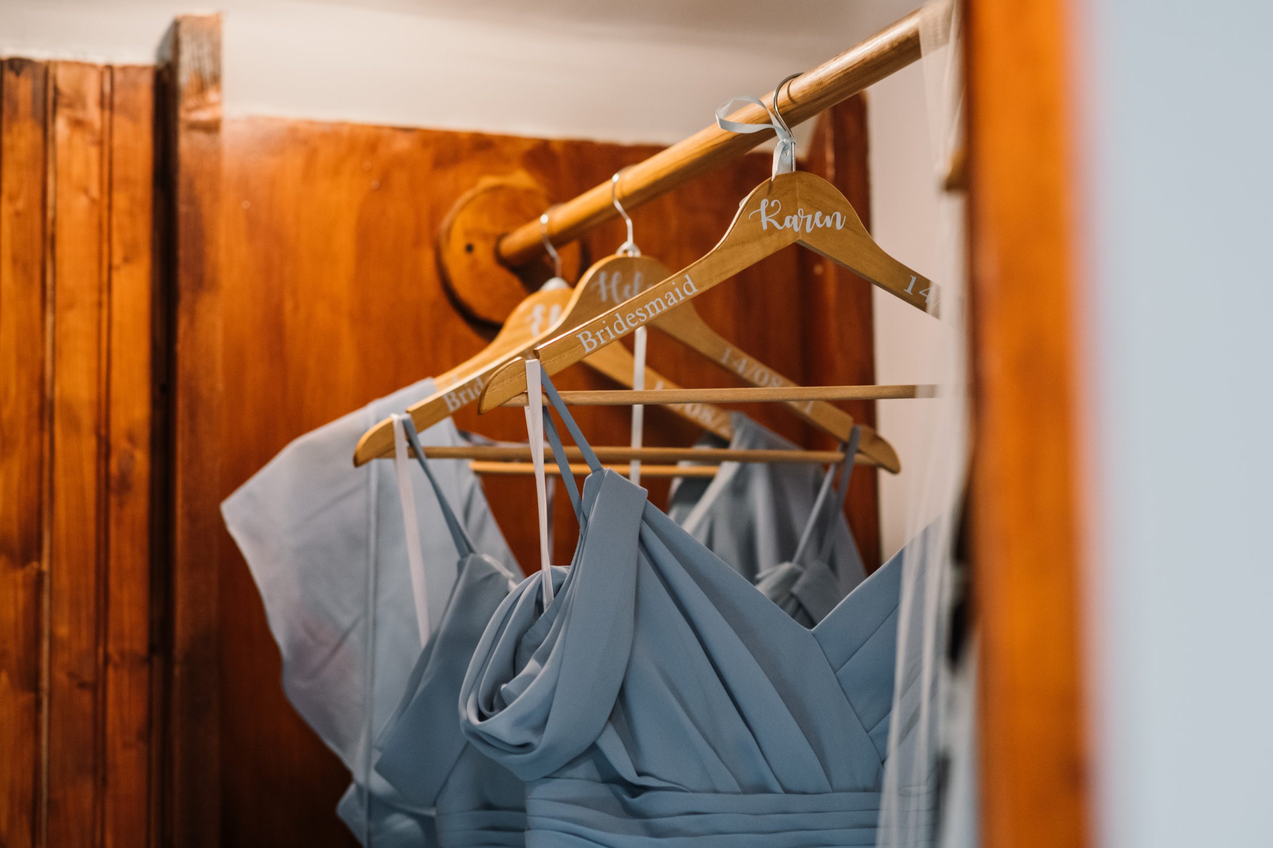 Personalised wedding hangers Cricut