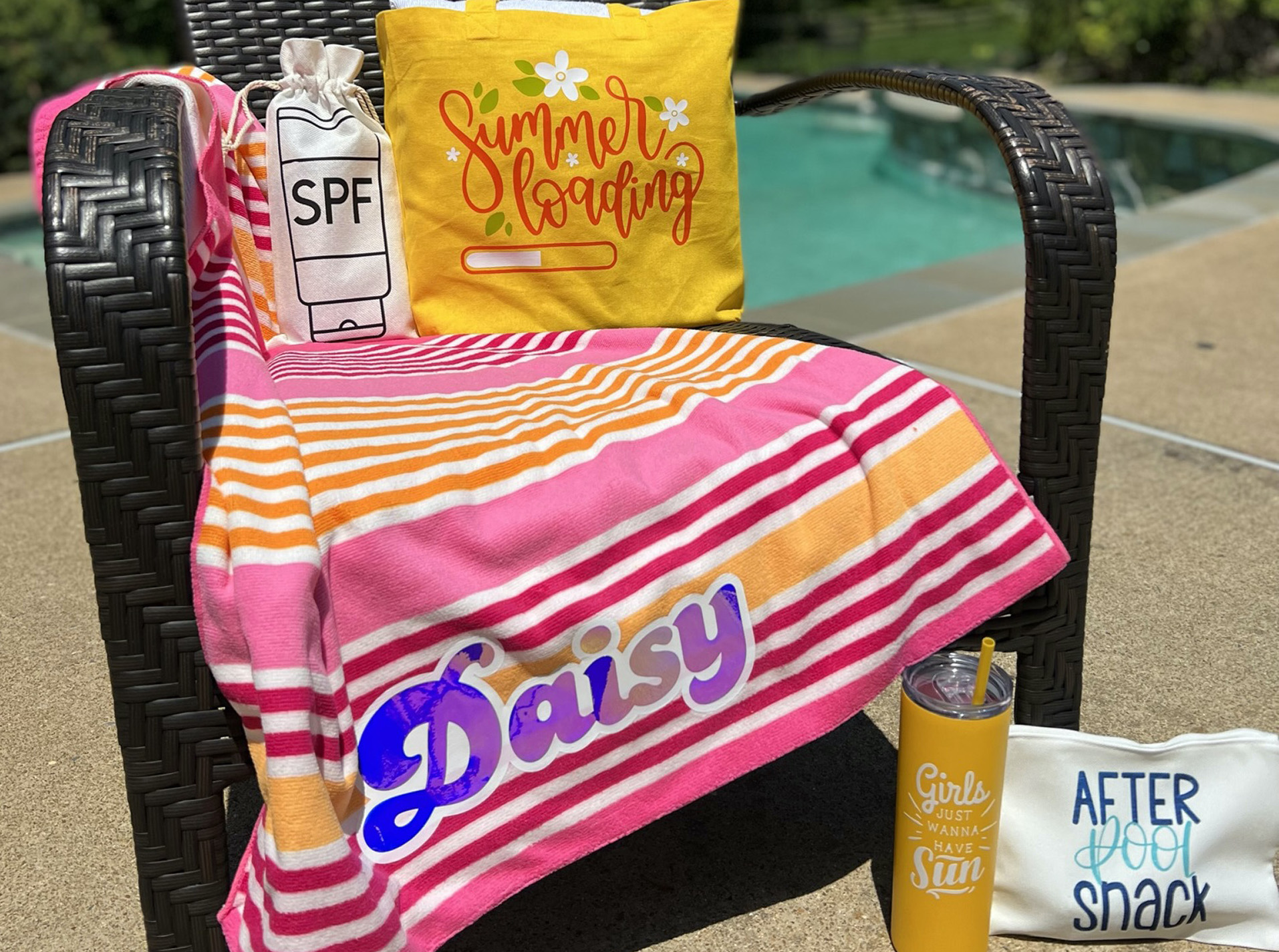 Five essentials for poolside fun