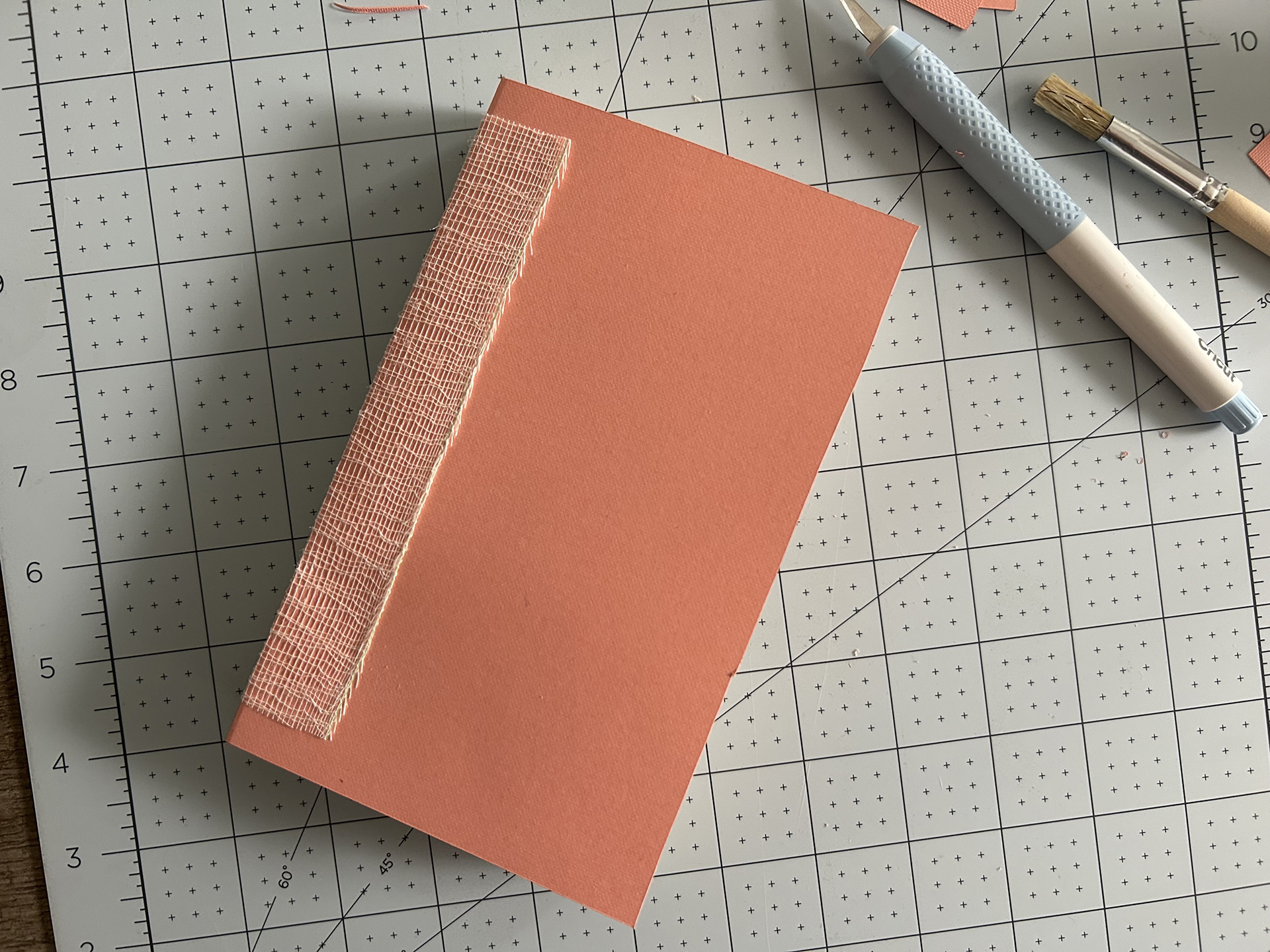 Create a DIY book cover with Cricut