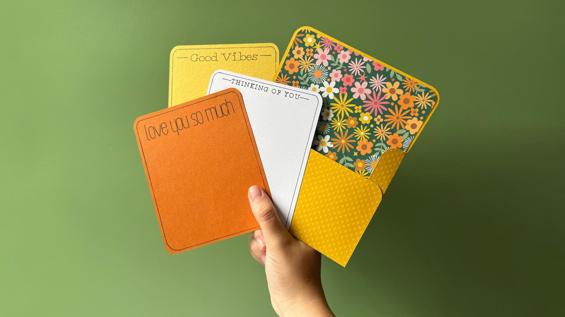 Create a note card set with Cricut