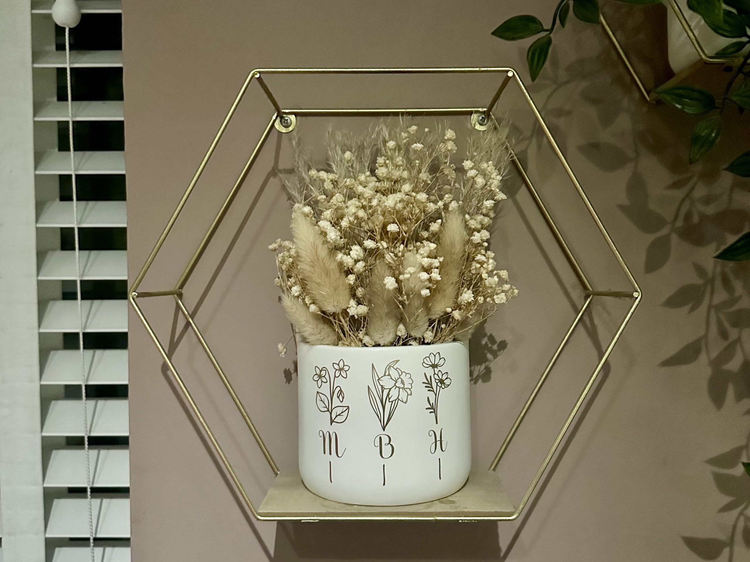 Personalised B&M Mother's Day Vase by Cricut