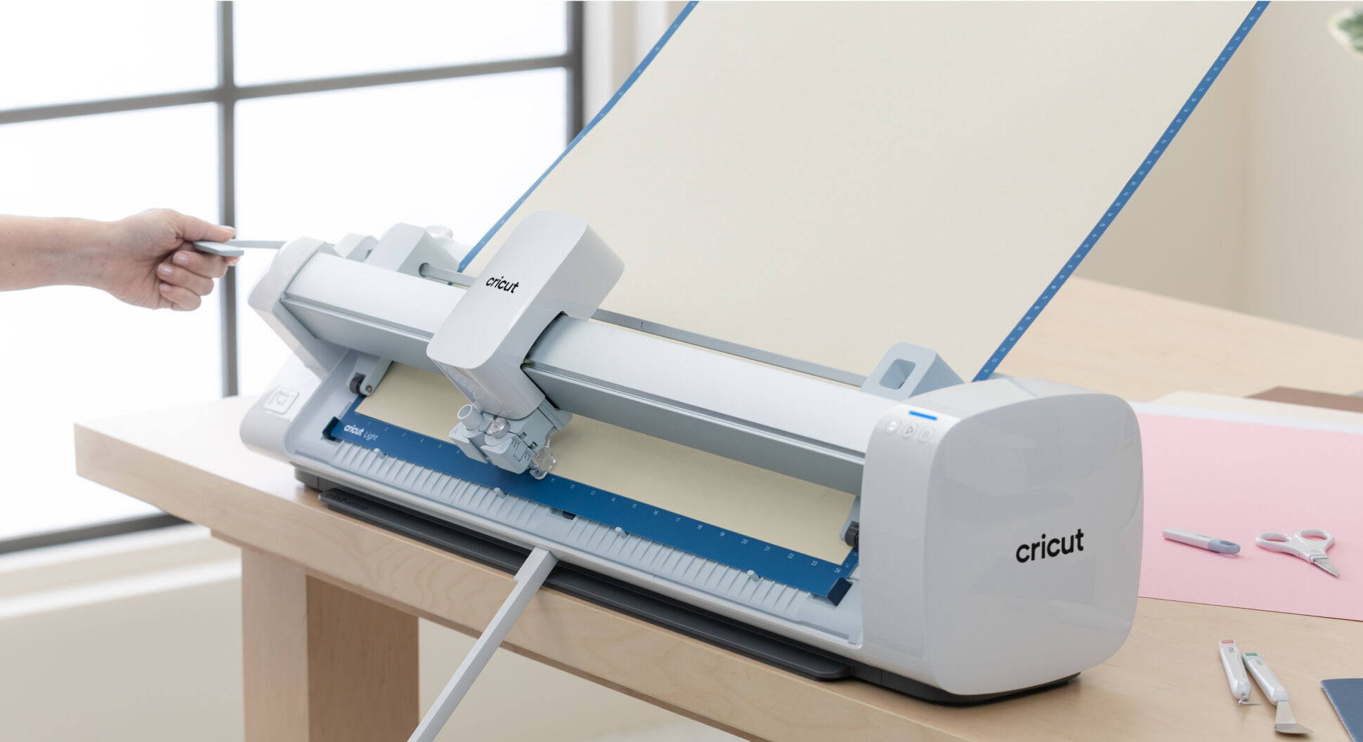 Cricut Venture: the new large format Cricut machine! - NeliDesign