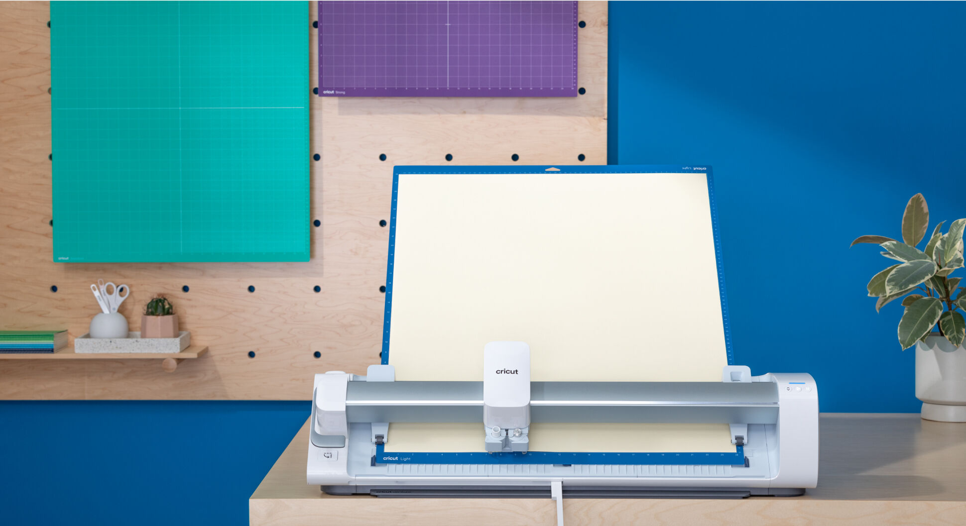 Cricut Venture? + Stand Bundle – Official Store