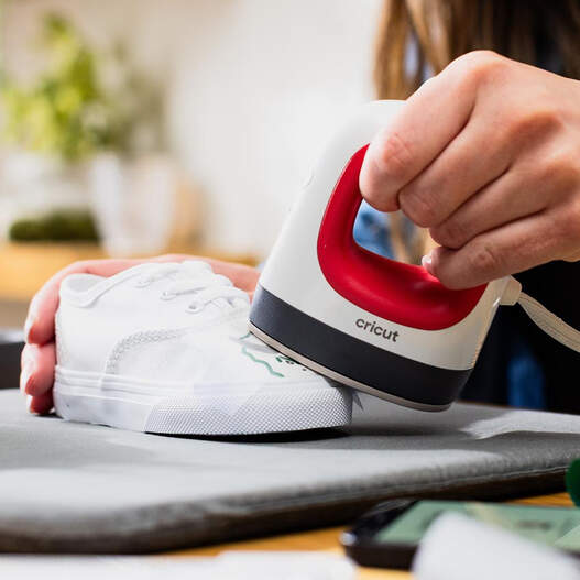 Cricut EasyPress Mini&trade;, Framboise