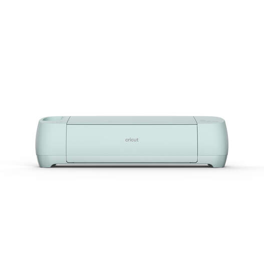 Cricut Explore™ 3 + offre groupée de matériaux Essentiels