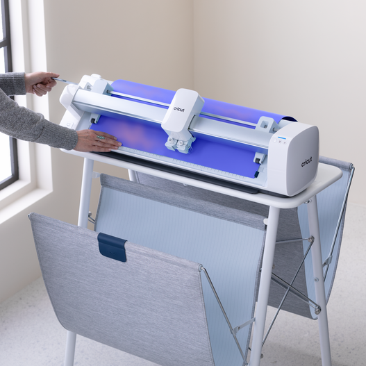 Smart&nbsp;Iron-On&trade; Holografisch, 63,5&nbsp;cm&nbsp;x 3,6&nbsp;m (25&nbsp;Zoll&nbsp;x 12&nbsp;Fu&szlig;)