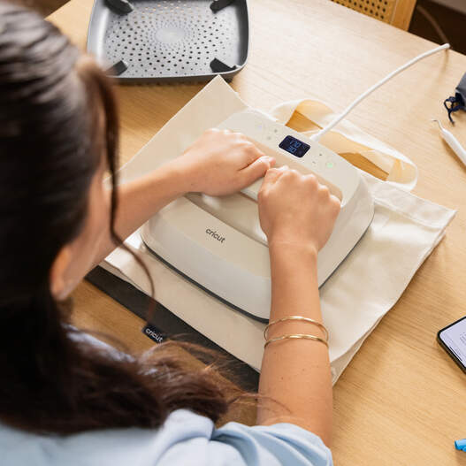 Cricut EasyPress&trade; SE &ndash; 22.5 cm x 22.5 cm + Mat