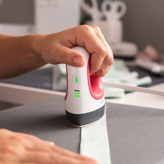 Cricut EasyPress Mini&trade;, Framboise