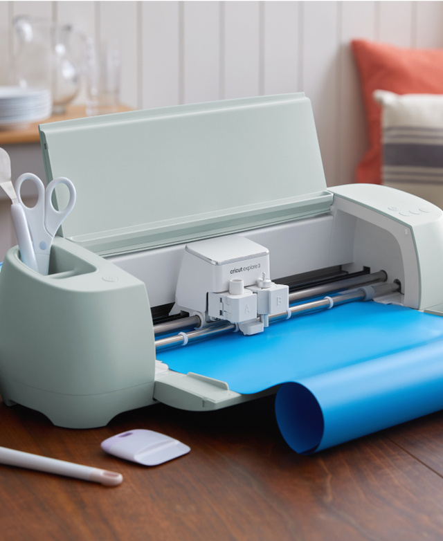 Cricut Explore 3: Your Ultimate Crafting & Cutting Machine Cricut Explore 3: Your Ultimate Crafting & Cutting Machine