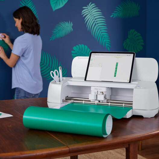 Cricut Smart Vinyl - Removable (25 in x 5 ft) for Craft Projects in 2023