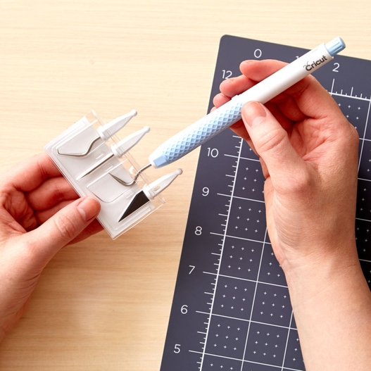 Glue Gun Essentials Bundle