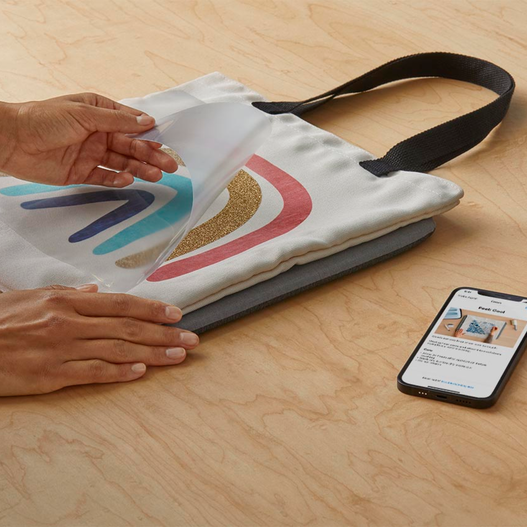 Cricut® Iron-On & Tools Bundle