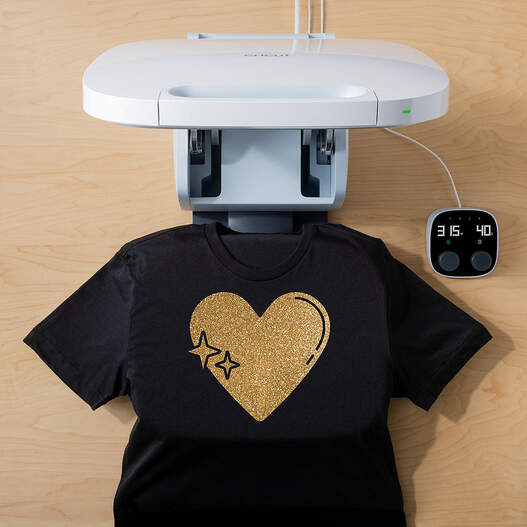 Smart Iron-On™ Glitter (25 in x 5 ft) Smart Iron-On™ Glitter (25 in x 5 ft)