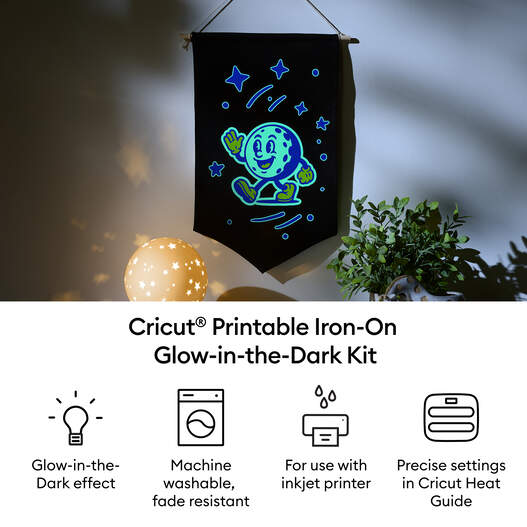 Cricut&reg; Printable Iron-On Glow in the Dark Kit &ndash; 8.5 in x 11 in (4 ct)