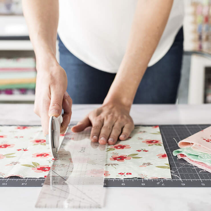 Rotary Cutter, 60 mm Cricut Shop