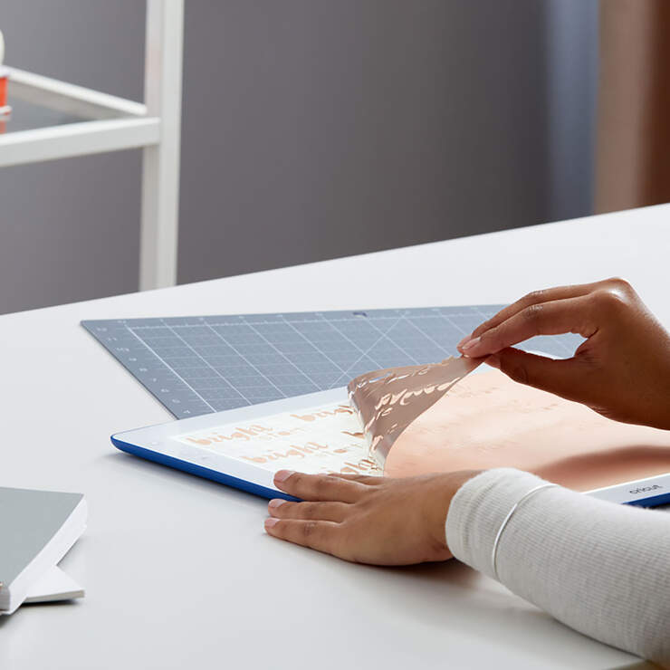 Cricut BrightPad Go™ Cricut BrightPad Go™